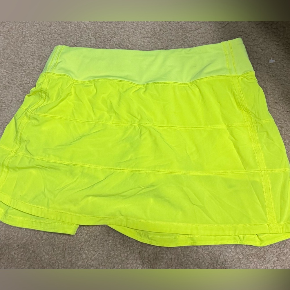 Neon Yellow Pace Rival Lululemon skirt size 6